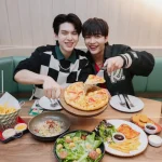 โรบินสันไลฟ์สไตล์ สาดสีสัน Pride Month ส่ง “พาย–กอล์ฟ” เติมโมเมนต์ความสุข ในธีม Celebration of Pride, Lifestyle of Love ชวนแฟนๆ สนุกกับกิจกรรมสุดฟิน พร้อมช้อปดีลใหญ่กลางปี ลดสูงสุด 80%